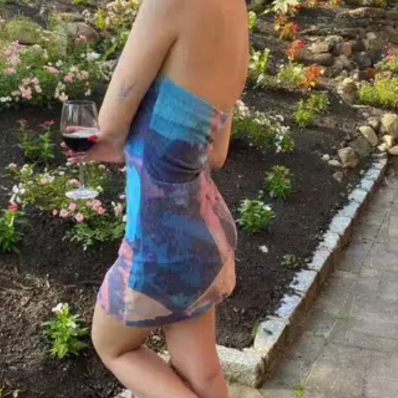 🚨moving sale🫡With Jéan Frankie Strapless Mini Dress in Orchid Morpholog Size XS - Picture 8 of 10